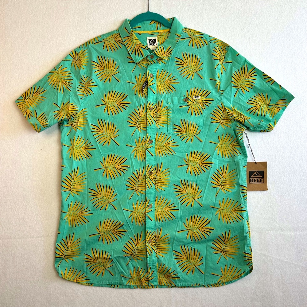 Reef Short Sleeve Button Casual Travel Resort Wear Tropical Shirt Size XL READ